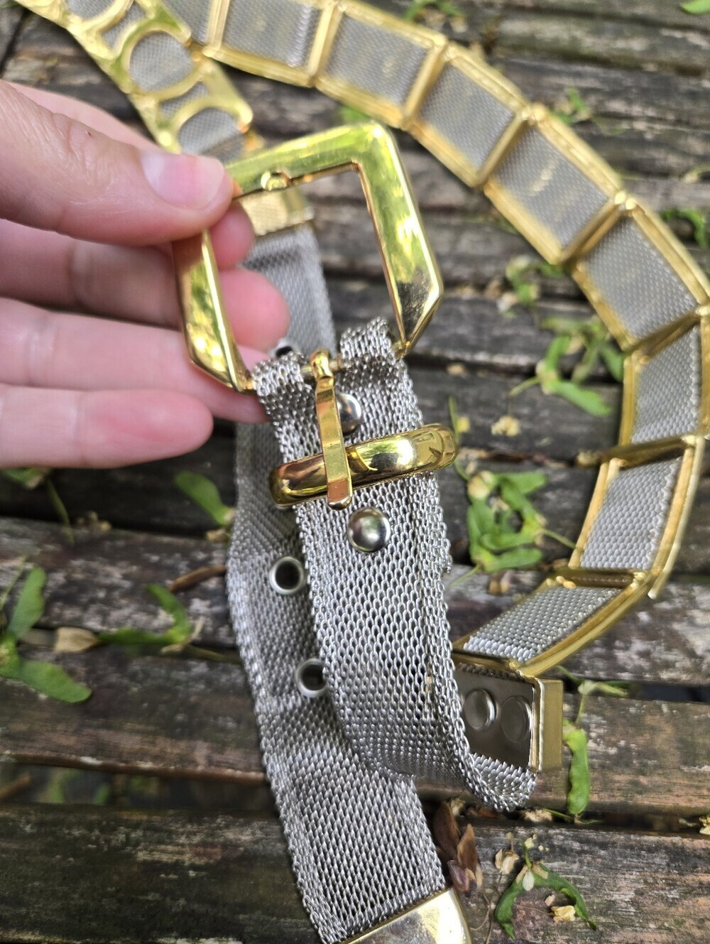 Vintage Mesh Metal Belt - Picture 6 of 9
